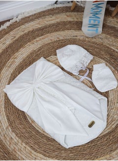 Buy Newborn meds 3 pieces dressed in luxurious lace from the inside cotton with a bow in UAE