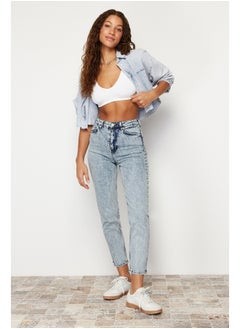 Buy Blue More Sustainable High Waist Slim Mom Jeans TWOSS24JE00081 in Egypt