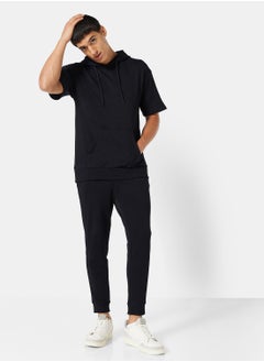 اشتري Basic Relaxed Fit Tracksuit Set في الامارات