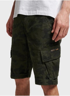 اشتري Essential Casual Shorts في الامارات