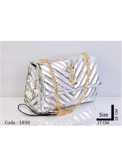 اشتري Classic Leather Silver Shoulder Bag with Metal Handle في مصر