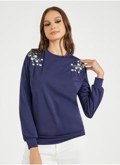 Buy Regular Fit Floral Embroidery Detail Sweatshirt in Saudi Arabia