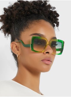 اشتري Oversized Cat Eye Sunglasses في الامارات