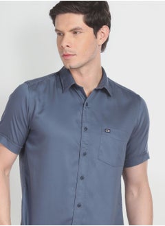 Buy Essential Regular Fit Shirt in UAE