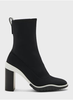 اشتري Wave Block Heel Ankle Boots في السعودية