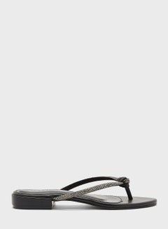 Buy Cross Strap Flat Sandals in UAE