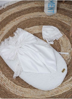 Buy Newborn meds, two pieces, dressed in luxurious lace and cotton from the inside in UAE