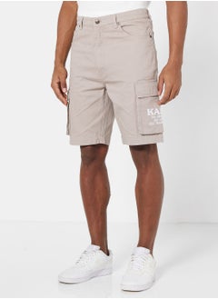 اشتري Retro Washed Herringbone Cargo Shorts في السعودية