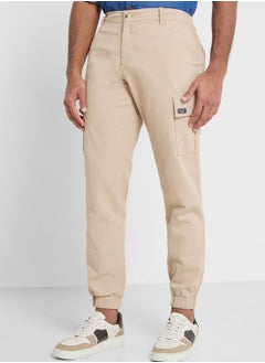 Buy Thomas Scott Men Comfort Mid-Rise Easy Wash Cargo Trousers in Saudi Arabia