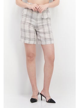 اشتري Women Plaid Basic Short, Beige/Brown في الامارات