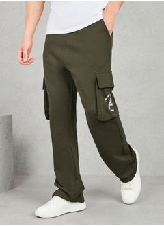 اشتري Avengers Placement Print Cargo Pocket Oversized Straight Leg Joggers في السعودية