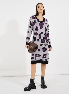 Buy Abstract Long Sleeves Sweater Knee-Length Dress in Saudi Arabia