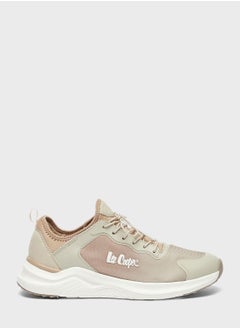 اشتري Low Top  Casual Shoes في الامارات