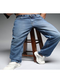 Buy Men Straight Fit Mid-Rise Clean Look Light Fade Cotton Jeans in UAE