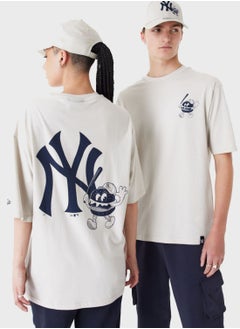 Buy New York Yankees Oversized T-Shirt in UAE