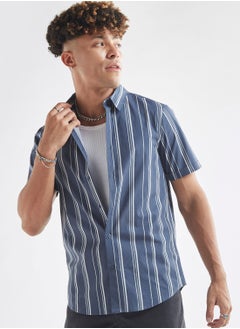 اشتري Striped  Regular
  Fit Shirts في السعودية