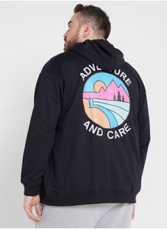 اشتري Plus Size Graphic Hoodie في الامارات