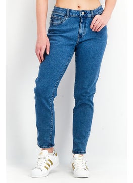 اشتري Women Slim Fit Mid Rise 5 Pockets Washed Jeans, Blue في الامارات