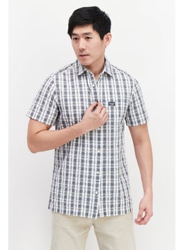 Buy Men Regular Fit Plaid Short Sleeves Casual Shirt, White/Black in UAE