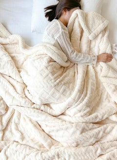 اشتري Flannel Simple Double Layer Quilted Quilt, Winter Bed Sheet Quilt, Composite Leisure Blanket Warm blankets in winter في الامارات