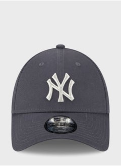 Buy 9Forty New York Yankees Cap in UAE