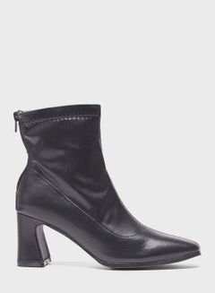 Buy Pointed Toe Ankle Boots in UAE