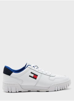 اشتري Retro Evolve Low Top Sneakers في الامارات