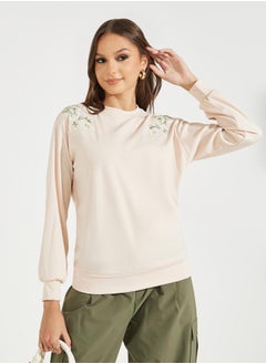 Buy Regular Fit Floral Embroidery Detail Sweatshirt in Saudi Arabia