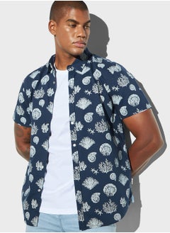 اشتري Graphic Regular Fit Shirt في الامارات