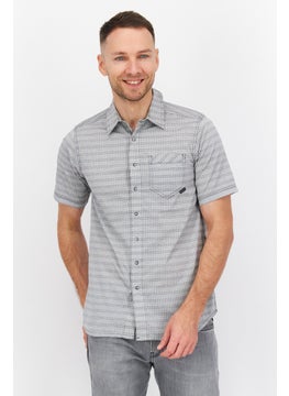 Buy Men Regular Fit Plaid Short Sleeve Casual Shirts, Light Grey in Saudi Arabia