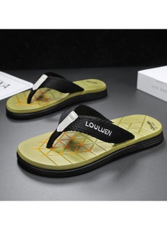 Buy New Men's Flip-Flops Clip-On Beach Shoes Casual Sandals in Saudi Arabia