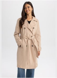 اشتري Button Detail Coat في الامارات