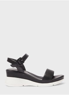 اشتري Ankle Strap Mid Heel Sandals في الامارات