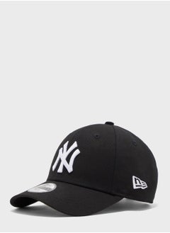 Buy Youth 9Forty New York Yankees Cap in UAE