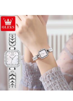 Buy Watches for Women Fashion Quartz Stainless Steel Water Resistant Watch Silver 9987 in UAE