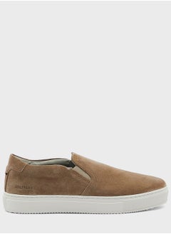 اشتري Essential Slip Ons في الامارات