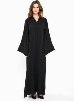 Buy Embellished lace sleeve Abaya Black in UAE