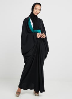 Buy National Day Abaya With Tri-Colored Bead Detail Black/Green/White in UAE