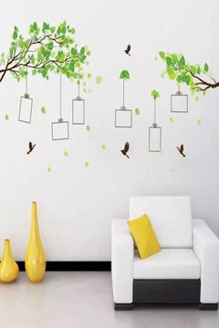 اشتري ملصقات جدارية فنية ثلاثية الأبعاد  على شكل شجرة خضراء يمكنك لصقها بنفسك مناسبة كخلفيات للتلفاز ولتزيين غرف النوم والمعيشة مع إطار لصور العائلة في الامارات