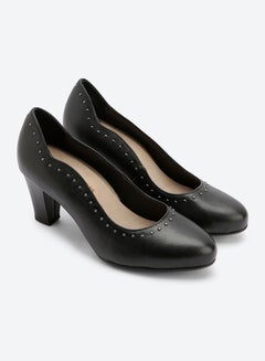 Hush Puppies Womens Meaghan Stud Pump in Black Leather 