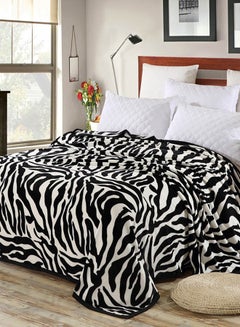 Buy Modern Thick Warm Comfy Sleeping Blanket Cotton Black 180x200cm in Saudi Arabia