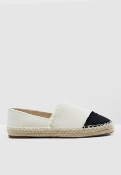 Buy Colourblock Espadrilles With Fringe Detail White in UAE