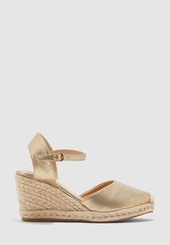 Buy Closed Toe Espadrille Wedge Sandals Gold in UAE