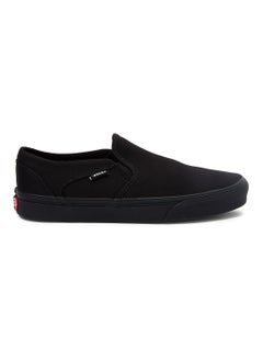 black flats vans