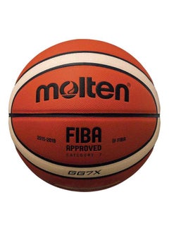 اشتري كرة سلة مبطنة من الجلد معتمدة من الاتحاد الدولي لكرة السلة في الامارات
