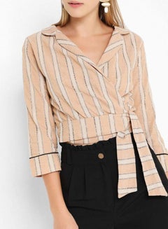 اشتري Striped Cropped Jacket بيج في الامارات