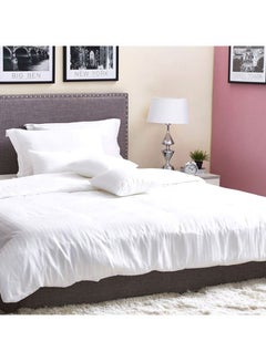 Buy 3-Piece Hamilton Striped Duvet Cover Set Cotton White in UAE