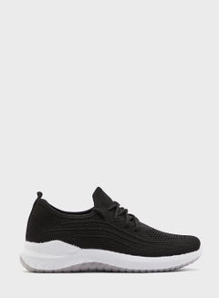 Buy Women's Knitted Lace-Up Low Top Sneakers Black in UAE