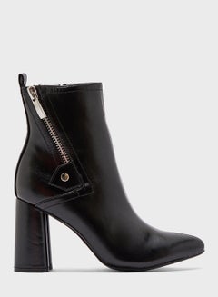 Buy Brodie Knee Boot Black in Saudi Arabia