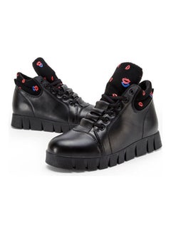Buy Waterproof Effect Lace Up Ankle Boots Black in UAE